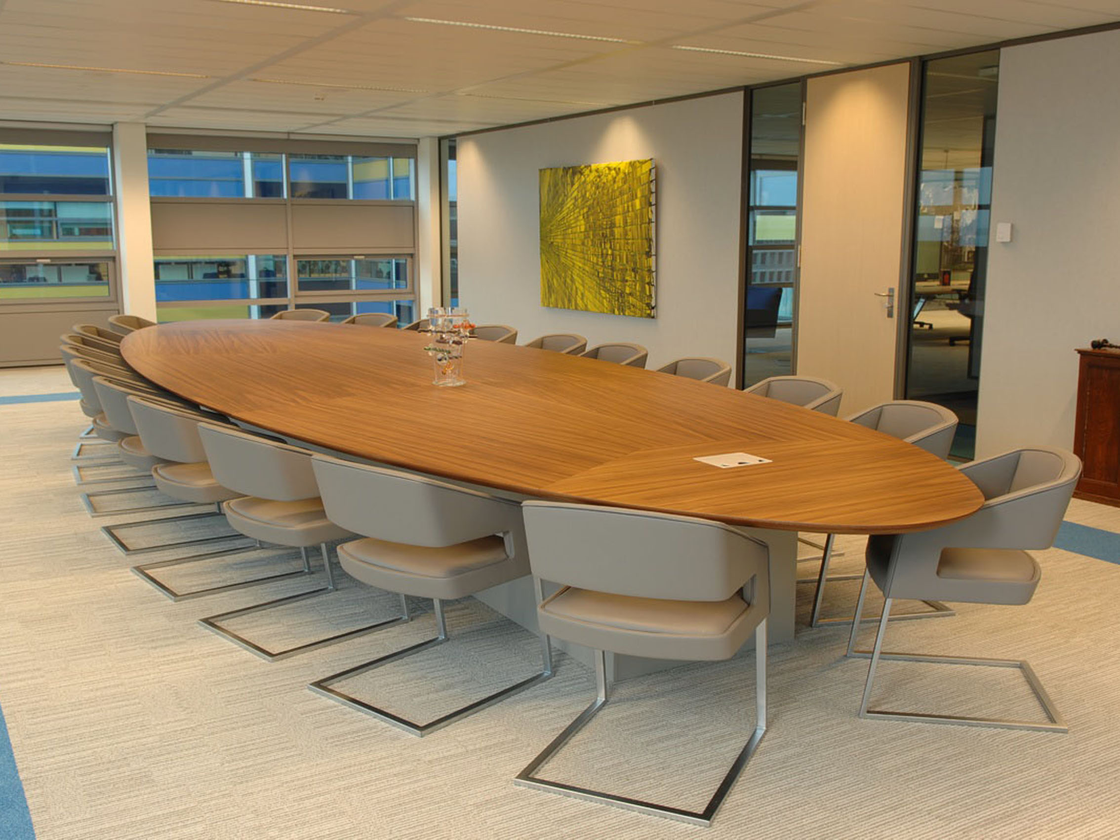 Maatwerk Castelijn boardroomtafel