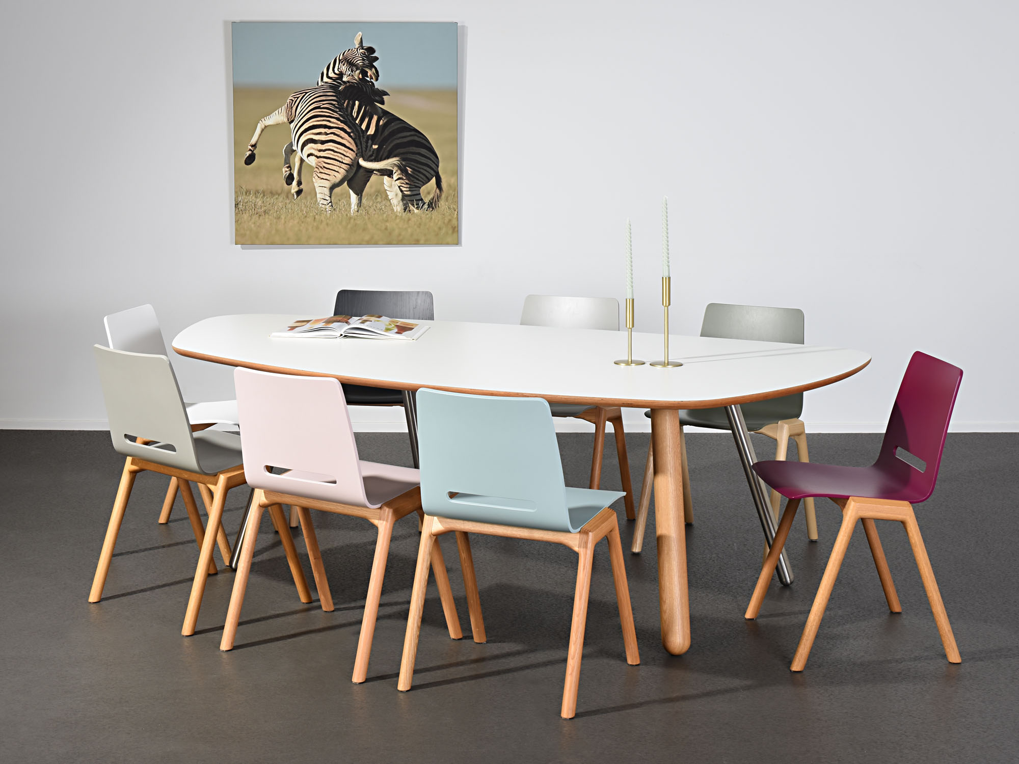 Castelijn Circlips-3 tafel, design: Dick Spierenburg